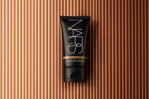 NARS ile Soğuk Havalara Kusursuz Cilt Hazırlığı