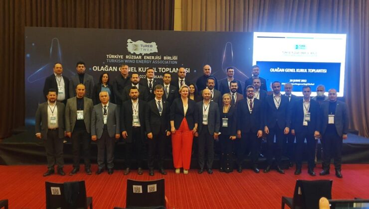 TÜREB GENEL KURULU’NDA DR. İBRAHİM ERDEN YENİDEN BAŞKAN SEÇİLDİ