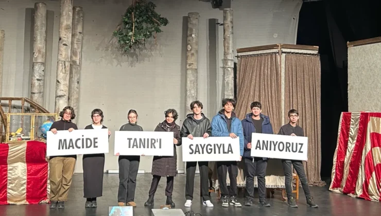 TÜRK EĞİTİM VAKFI (TEV), BAĞIŞÇISI USTA SANATÇI MACİDE TANIR’I TİYATRO SAHNESİNDE ANDI